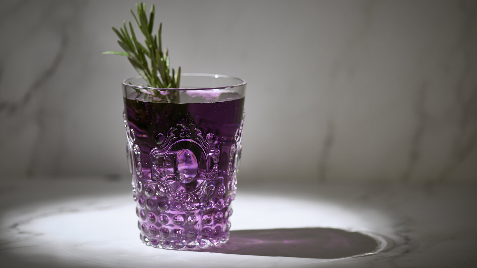 Sirope de Ube 1883 Maison Routin para coctelería y cafetería.